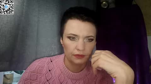 Snapshot of hotmamaqueen234 chatting on 04/25/26, 12:19 hotmamaqueen234 online show from 04/25/26, 12:19