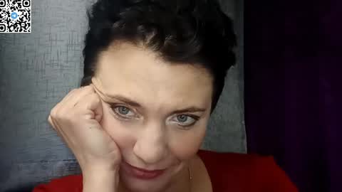 Snapshot of hotmamaqueen234 chatting on 04/28/26, 07:30 hotmamaqueen234 online show from 04/28/26, 07:30