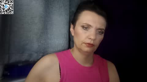 Snapshot of hotmamaqueen234 chatting on 05/31/26, 06:20 hotmamaqueen234 online show from 05/31/26, 06:20
