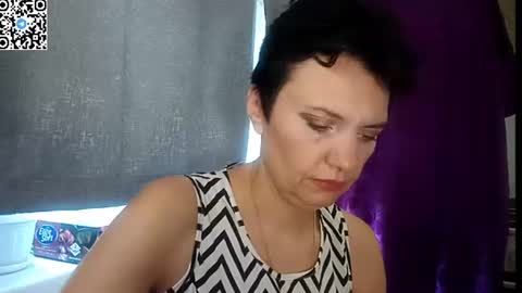 Snapshot of hotmamaqueen234 chatting on 06/18/26, 11:58 hotmamaqueen234 online show from 06/18/26, 11:58