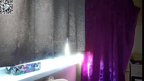 Snapshot of hotmamaqueen234 chatting on 06/23/26, 11:52 hotmamaqueen234 online show from 06/23/26, 11:52