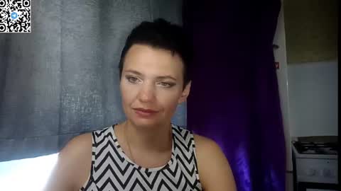 Snapshot of hotmamaqueen234 chatting on 07/02/26, 10:32 hotmamaqueen234 online show from 07/02/26, 10:32