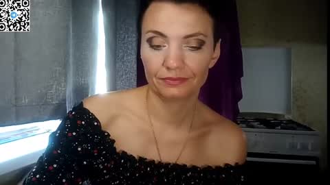 Snapshot of hotmamaqueen234 chatting on 07/03/26, 12:00 hotmamaqueen234 online show from 07/03/26, 12:00