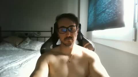 hotman_40_ online show from 06/06/26, 09:03