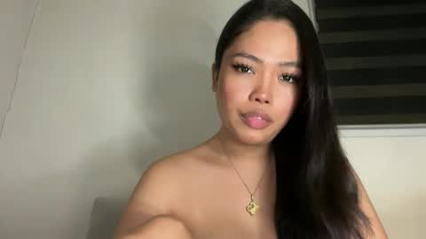 Snapshot of hotmermaidts chatting on 10/09/25, 06:17 Eva online show from 10/09/25, 06:17