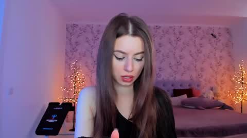 hotmolly_ online show from 05/27/26, 10:01