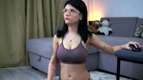 Snapshot of hotmollyx chatting on 06/16/26, 02:47 Molly online show from 06/16/26, 02:47