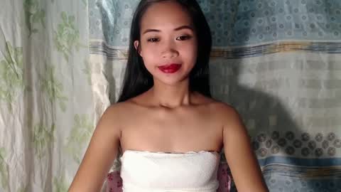 Snapshot of hotmom_gia chatting on 02/07/25, 01:53 hotmom_gia online show from 02/07/25, 01:53