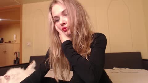 hotmp4 online show from 10/04/25, 05:33