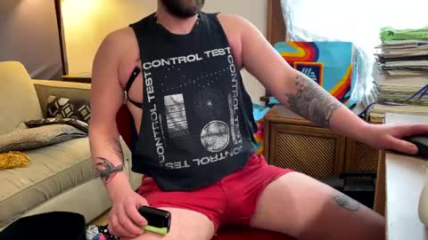 Snapshot of hotmplspunk chatting on 04/20/26, 07:48 Jared online show from 04/20/26, 07:48