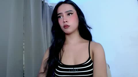 HOT BEATRICE online show from 10/31/25, 08:10