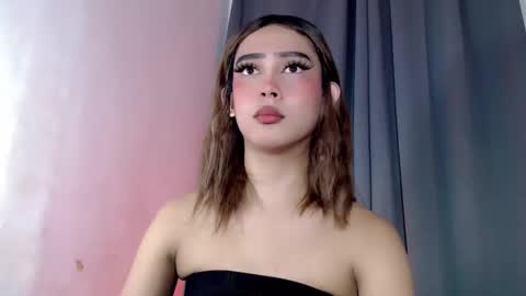 HOT BEATRICE online show from 11/01/25, 08:33