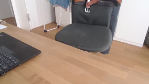 Snapshot of hotnsexy1419 chatting on 02/11/25, 07:54 hotnsexy1419 online show from 02/11/25, 07:54