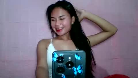 hotpink4u online show from 12/06/24, 12:49