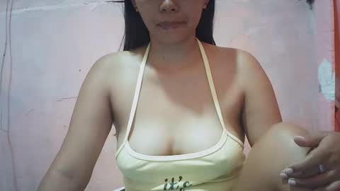 hotpink4u04 online show from 10/03/25, 08:17