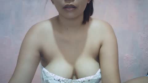 hotpink4u04 online show from 04/26/26, 09:56