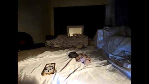 Snapshot of hotrox6942 chatting on 10/23/25, 08:24 hotrox6942 online show from 10/23/25, 08:24