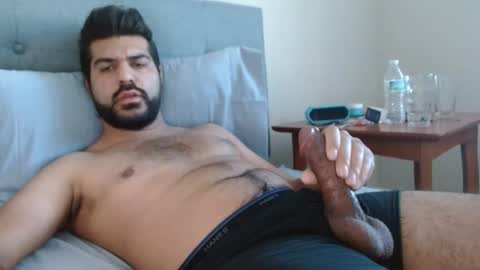 Snapshot of hotsexdude69 chatting on 01/13/25, 01:49 hotsexdude69 online show from 01/13/25, 01:49