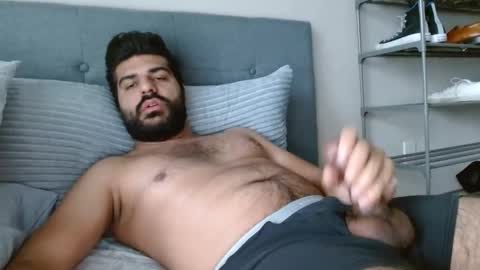 Snapshot of hotsexdude69 chatting on 02/03/25, 02:02 hotsexdude69 online show from 02/03/25, 02:02