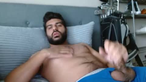 Snapshot of hotsexdude69 chatting on 02/05/25, 02:05 hotsexdude69 online show from 02/05/25, 02:05