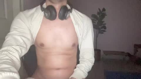 Snapshot of hotsexythighs chatting on 09/17/25, 02:24 Jack online show from 09/17/25, 02:24