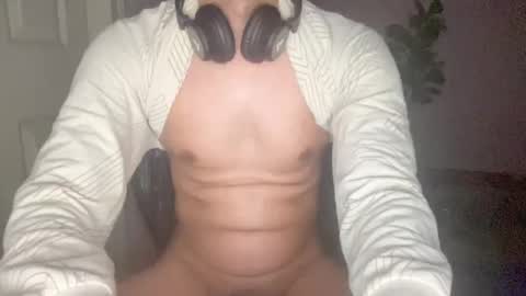 Snapshot of hotsexythighs chatting on 10/13/25, 10:54 Jack online show from 10/13/25, 10:54