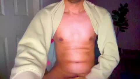 Snapshot of hotsexythighs chatting on 10/21/25, 07:03 Jack online show from 10/21/25, 07:03