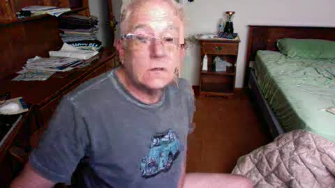 hotsilverdady online show from 09/16/25, 06:53