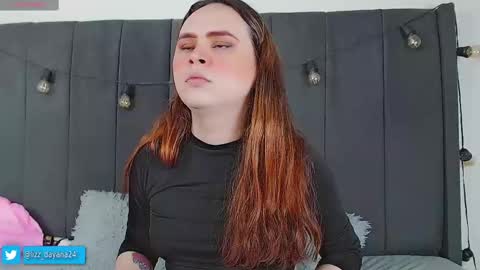 Snapshot of hotsisterssamdlers chatting on 03/12/25, 10:50 LINDADAYANA  online show from 03/12/25, 10:50