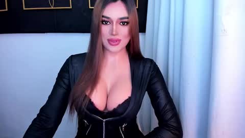 Snapshot of hotstellacumxxx chatting on 03/15/26, 07:09 STELLA online show from 03/15/26, 07:09