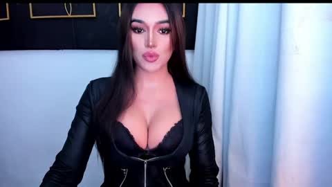 Snapshot of hotstellacumxxx chatting on 04/14/26, 05:57 STELLA online show from 04/14/26, 05:57