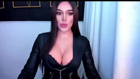 Snapshot of hotstellacumxxx chatting on 04/16/26, 07:09 STELLA online show from 04/16/26, 07:09