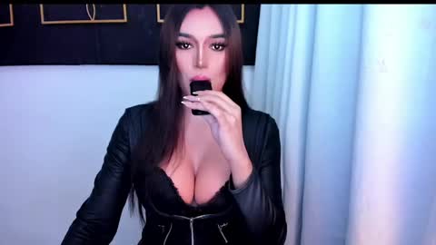 Snapshot of hotstellacumxxx chatting on 04/21/26, 05:25 STELLA online show from 04/21/26, 05:25