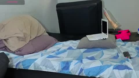 Andres online show from 11/04/25, 01:27