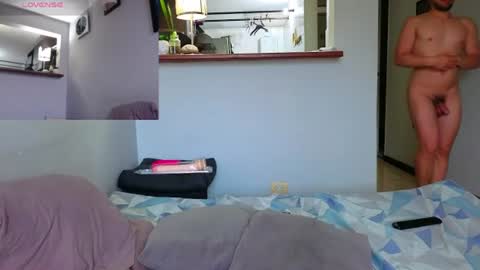 Snapshot of hotstud_999 chatting on 06/22/26, 11:07 Andres online show from 06/22/26, 11:07