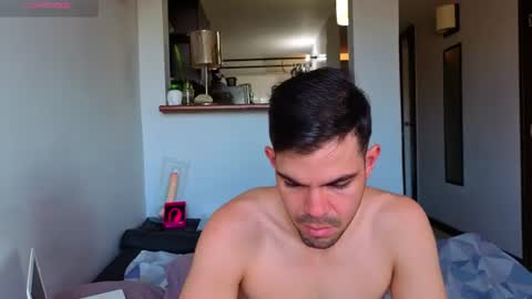 Snapshot of hotstud_999 chatting on 06/27/26, 10:26 Andres online show from 06/27/26, 10:26