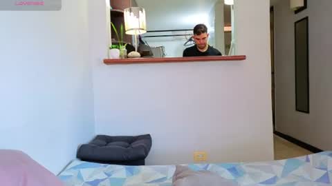 Snapshot of hotstud_999 chatting on 07/02/26, 05:19 Andres online show from 07/02/26, 05:19