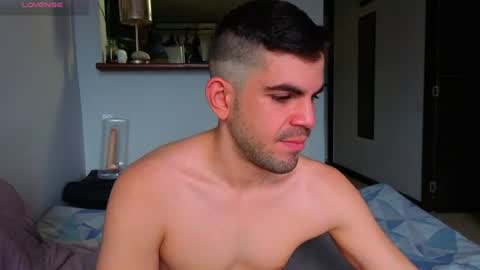 Snapshot of hotstud_999 chatting on 07/26/26, 11:00 Andres online show from 07/26/26, 11:00