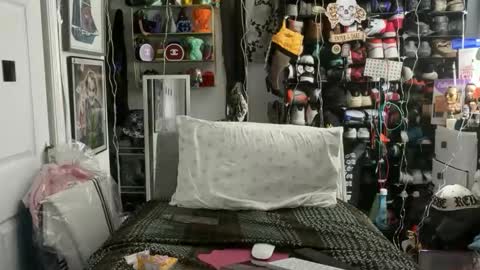 hotstuff775616 online show from 03/02/26, 05:08