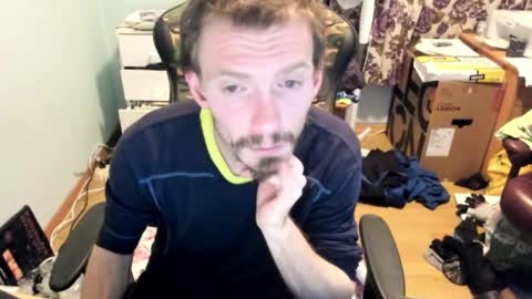 Snapshot of hotsummer1996 chatting on 11/27/25, 03:47 hot online show from 11/27/25, 03:47