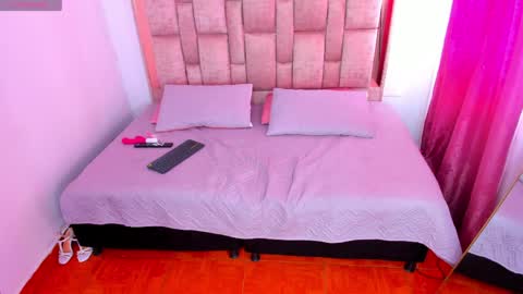 Snapshot of hotsummer8 chatting on 04/08/26, 01:55 Rick n Summer online show from 04/08/26, 01:55