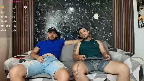 Snapshot of hott_asses chatting on 01/31/25, 11:03 hott_asses online show from 01/31/25, 11:03