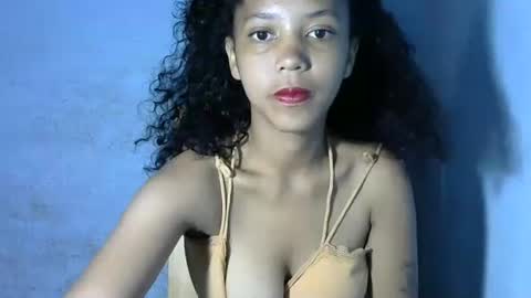 Snapshot of hott_beauty chatting on 02/17/26, 04:53 MULAN online show from 02/17/26, 04:53