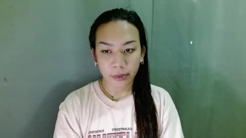 jelaigrande  online show from 12/14/25, 09:25