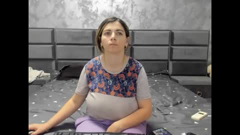 Snapshot of hottalicia2 chatting on 01/15/25, 05:05 hottalicia2 online show from 01/15/25, 05:05