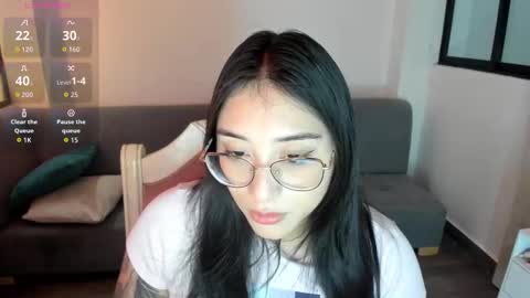 AMY online show from 10/06/25, 07:33