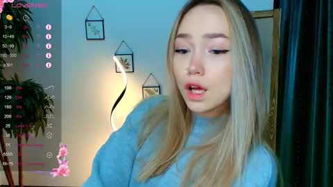 hello Im Eva online show from 12/04/24, 08:12