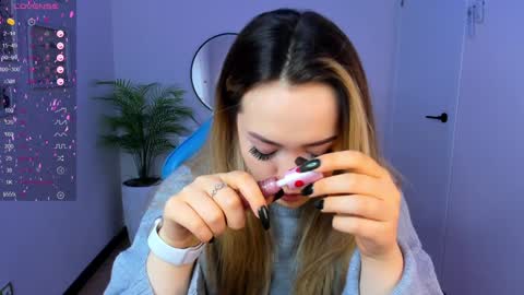 hello Im Eva online show from 01/05/25, 11:04