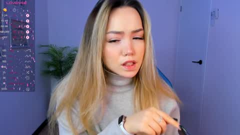 hello Im Eva online show from 01/07/25, 08:13