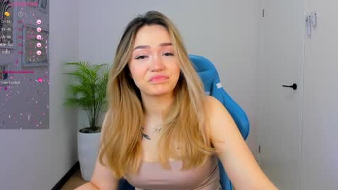 hello Im Eva online show from 01/08/25, 05:16